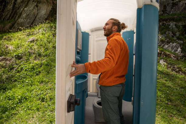 Best Wedding porta potty rental  in Lake Lorraine, FL